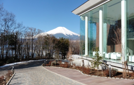 ホテル凛香　富士山中湖リゾート